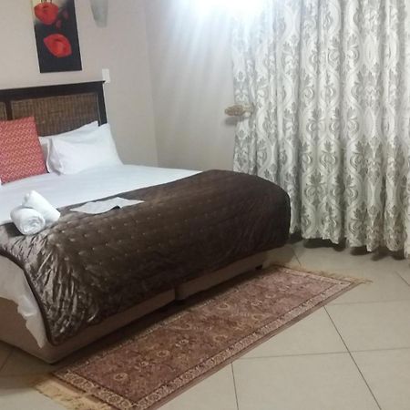 Nongoma Lodge & Inn Cc 客房 照片