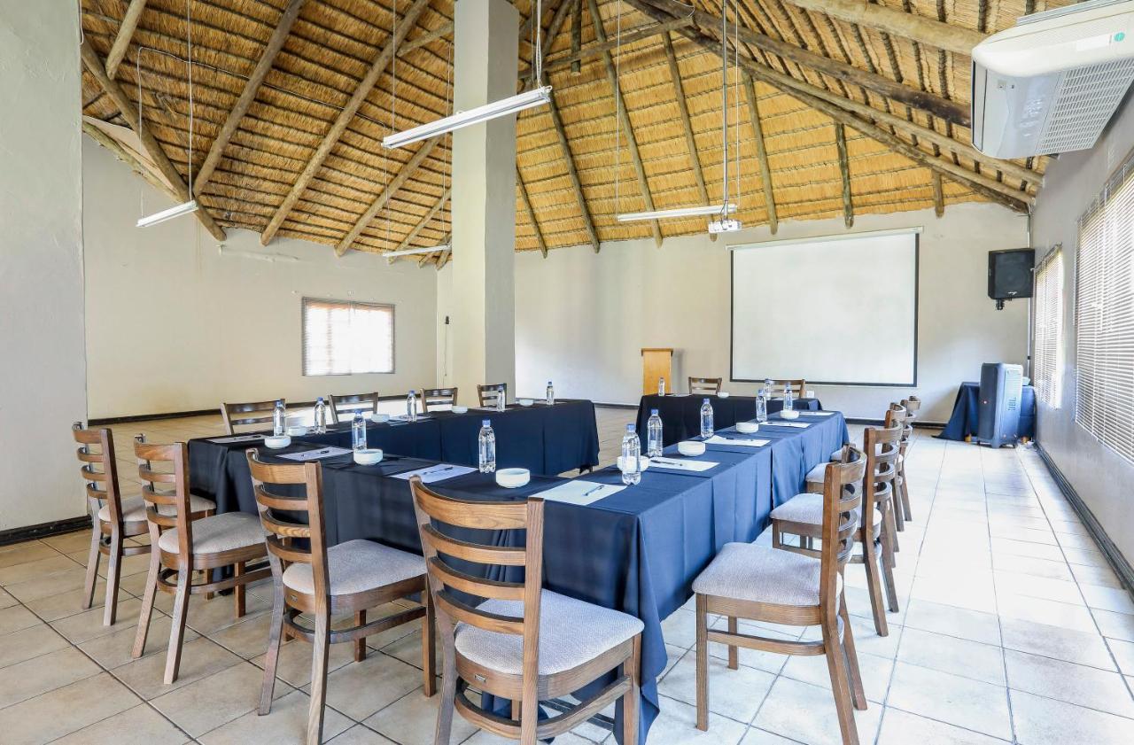 Nongoma Lodge & Inn Cc 外观 照片