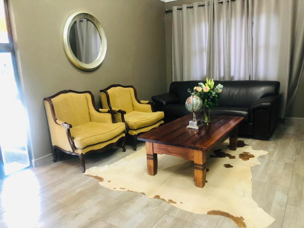 Nongoma Lodge & Inn Cc 外观 照片