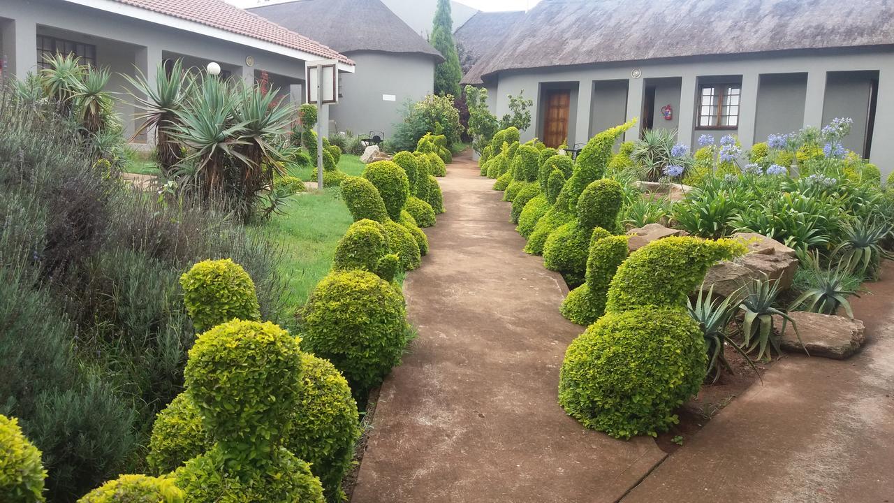 Nongoma Lodge & Inn Cc 外观 照片