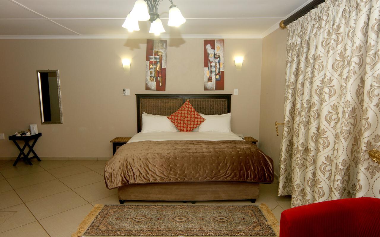Nongoma Lodge & Inn Cc 外观 照片